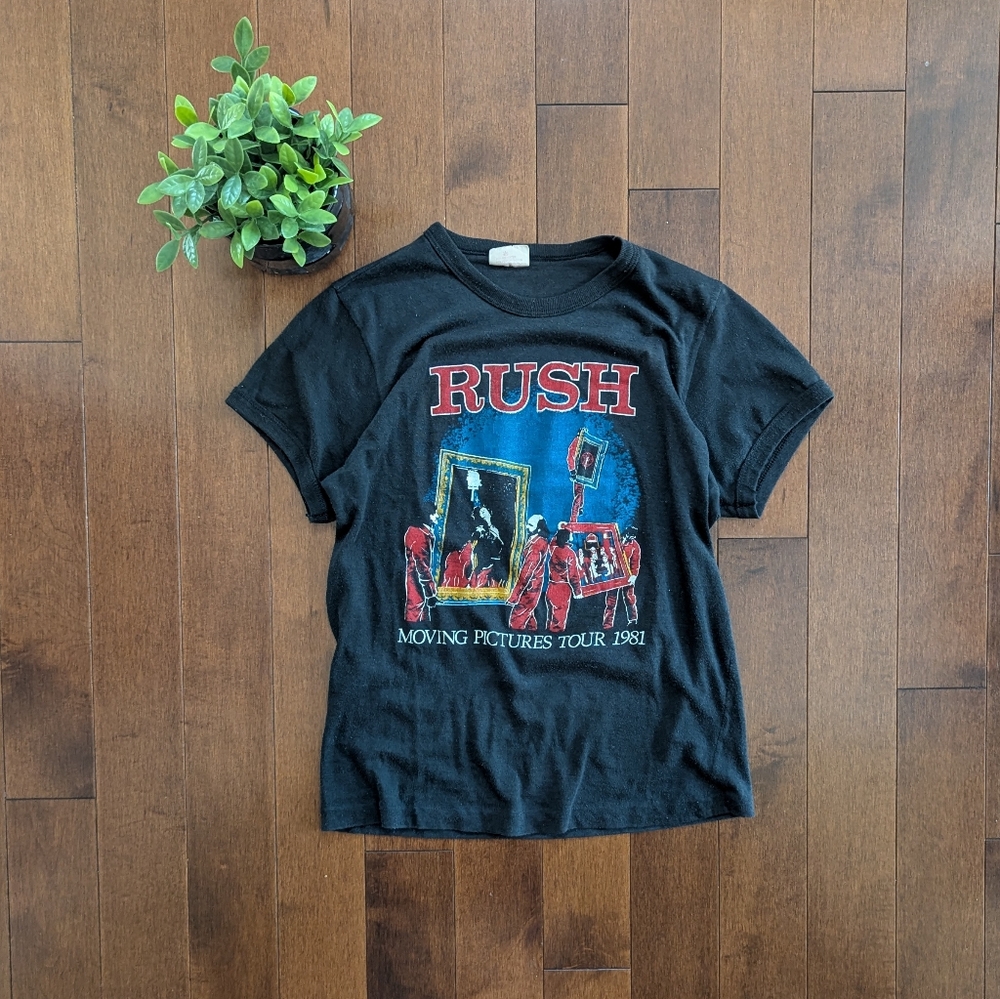 RUSH MOVING PICTURES 1981 VINTAGE TOUR TSHIRT
